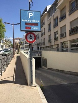 Entrée parking