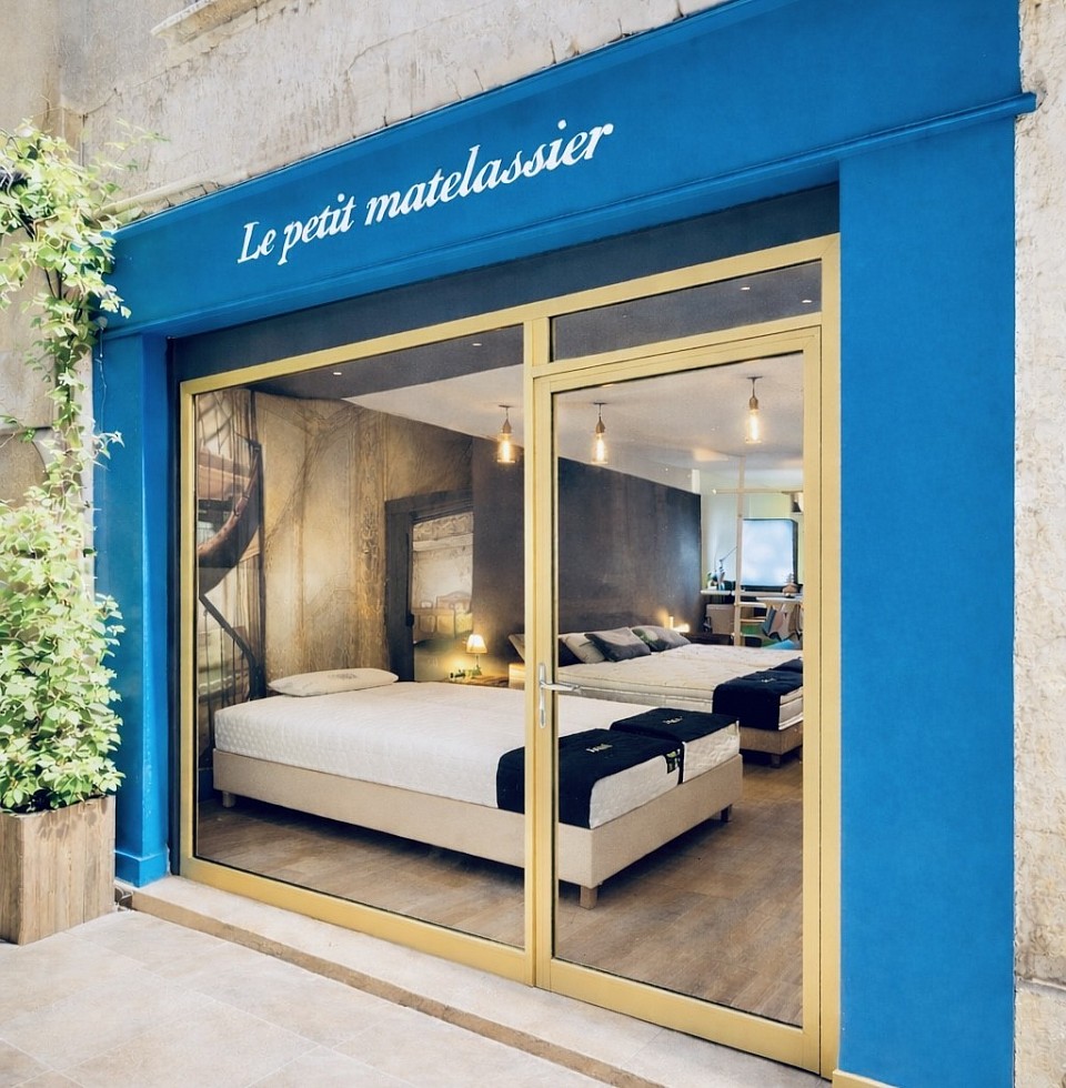 Boutique indépendante de literie à La Ciotat, spécialisée dans le conseil personnalisé et l’essai réel de matelas Airnat.